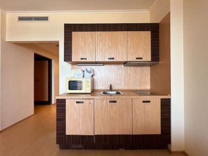 Купить ID8042 Двухкомнатная квартира в апарт - отеле Majestic Beach Resort. в Болгарии