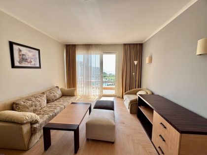 Купить ID8043 Двухкомнатная квартира с видом на море в ЖК Majestic Beach Resort. в Болгарии