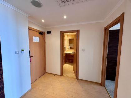 Купить ID8044 Двухкомнатная квартира с видом на море в апарт - отеле Majestic Beach Resort. в Болгарии