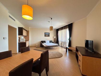 Купить ID8042 Двухкомнатная квартира в апарт - отеле Majestic Beach Resort. в Болгарии