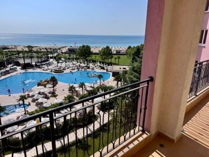 Купить ID8043 Двухкомнатная квартира с видом на море в ЖК Majestic Beach Resort. в Болгарии