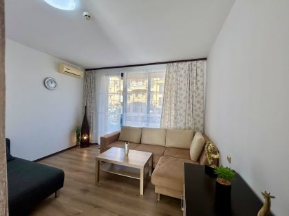 Купить ID8030 Двухкомнатная квартира в ЖК Тарсис в Болгарии