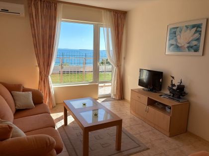 Купить ID7955 Двухкомнатная квартира с видом на море в ЖК Coral Beach в Болгарии