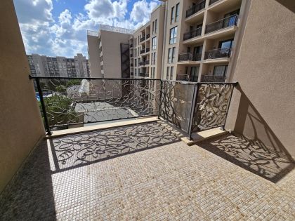 Купить ID8075 Двухкомнатная квартира в апарт - отеле Barcelo Royal Beach в Болгарии