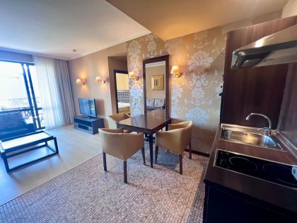 Купить ID8089 Двухкомнатная квартира в ЖК Barcelo Royal Beach в Болгарии