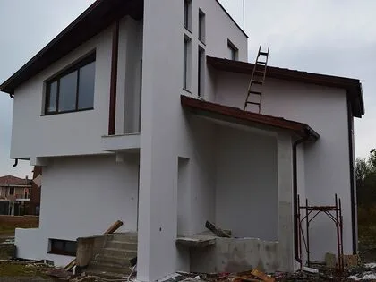 Купить ID1882 Двухэтажный дом с участком земли в Болгарии