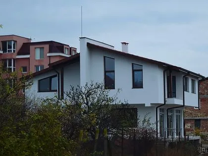 Купить ID1882 Двухэтажный дом с участком земли в Болгарии