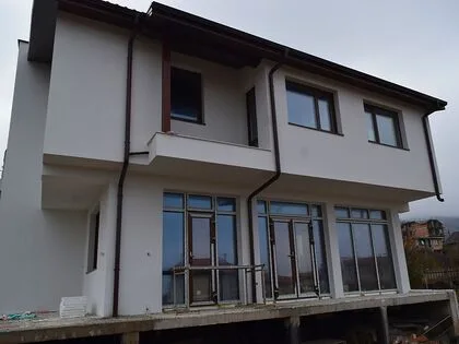 Купить ID1882 Двухэтажный дом с участком земли в Болгарии