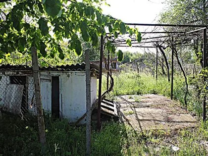 Купить ID2212 Дом с участком земли в селе Горица в Болгарии