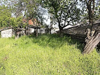 Купить ID2212 Дом с участком земли в селе Горица в Болгарии