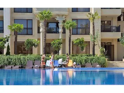 Купить ID879 Апартаменты комплексе Аргишт Партез в Болгарии