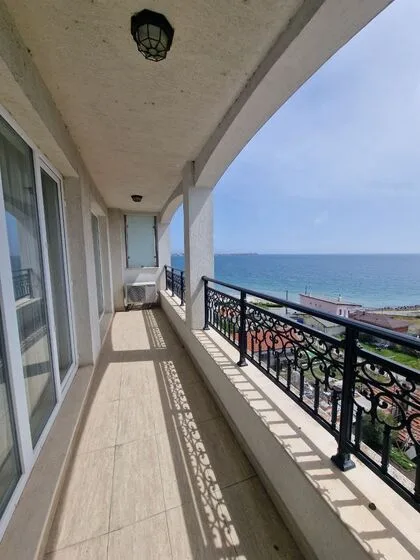 Купить ID7308 Просторная студия с видом на море в ЖК Penelope Palace в Болгарии