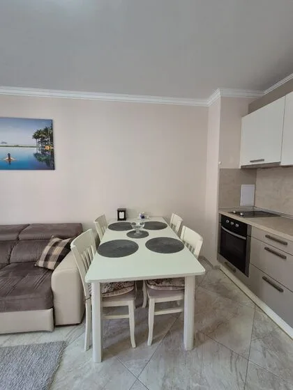 Купить ID7578 Двухкомнатная квартира в ЖК Вилла Флоренция в Болгарии