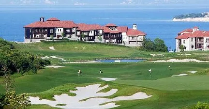 Купить ID1290 Апартаменты в великолепном комплексе Трейшн Клифс в Болгарии