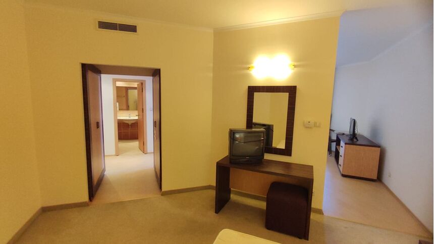 ID6045 Двухкомнатная квартира в апарт - отеле Majestic Beach Resort