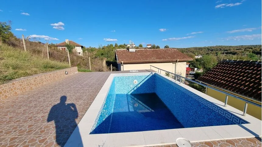 ID5454 Одноэтажный дом с большим участком земли в селе Ново Паничарево