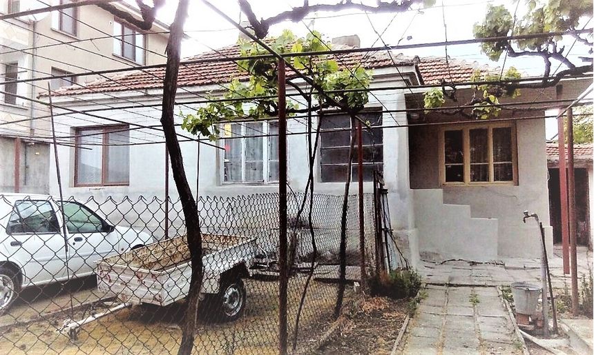 ID1078 Одноэтажный дом с участком земли в Каблешково