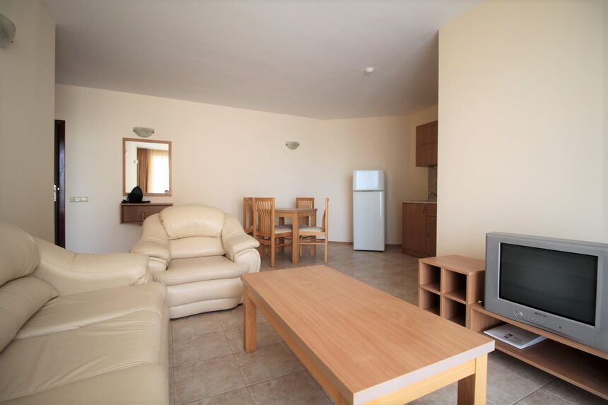 ID4220 Двухкомнатная квартира в Роуз Виллидж