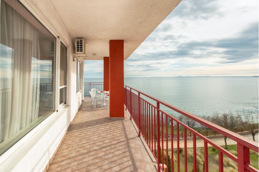 ID7858 Трехкомнатная квартира с видом на море в ЖК Панорама Форт Бич