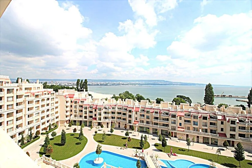 ID3397 Двухкомнатная квартира в комплексе Варна Саут Бэй