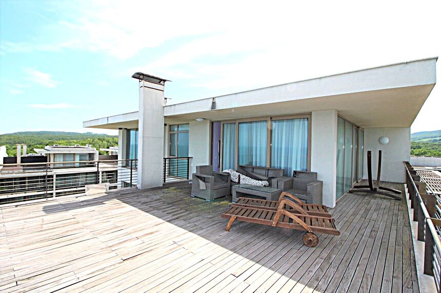 ID3400 Двухуровневая трехкомнатная квартира с видом на море в комплексе Yoo Obzor