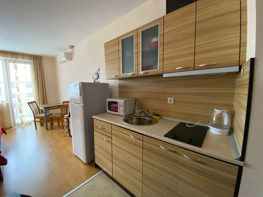 ID3887 Студия в комплексе Аполлон 8