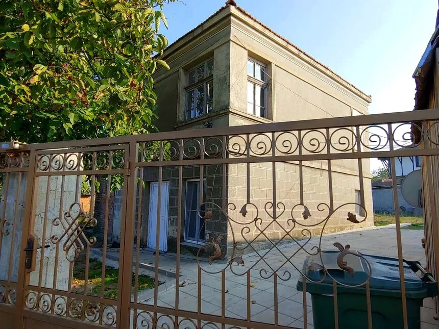 ID4095 Двухэтажный дом в селе Бата