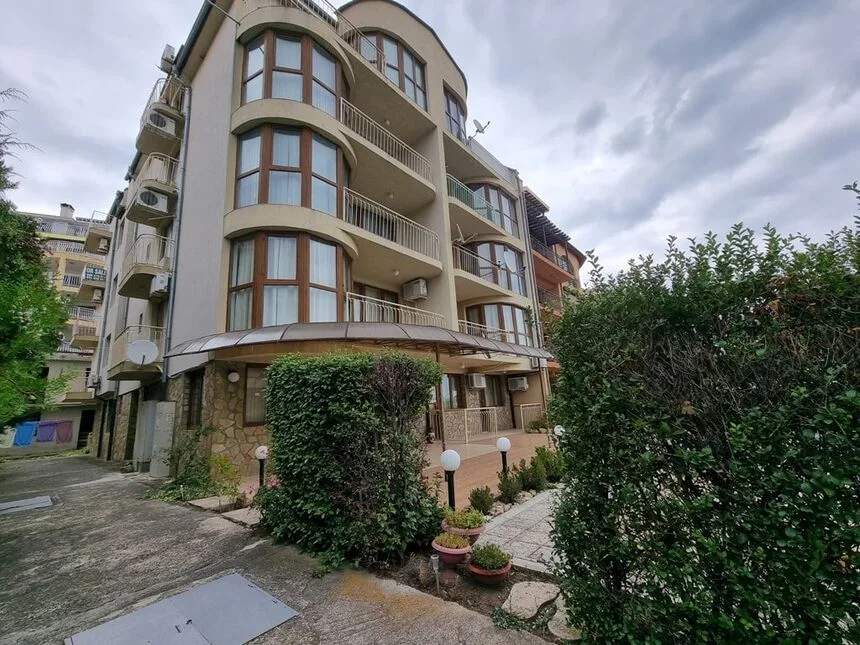 ID4378 Трехкомнатная квартира в Святом Власе