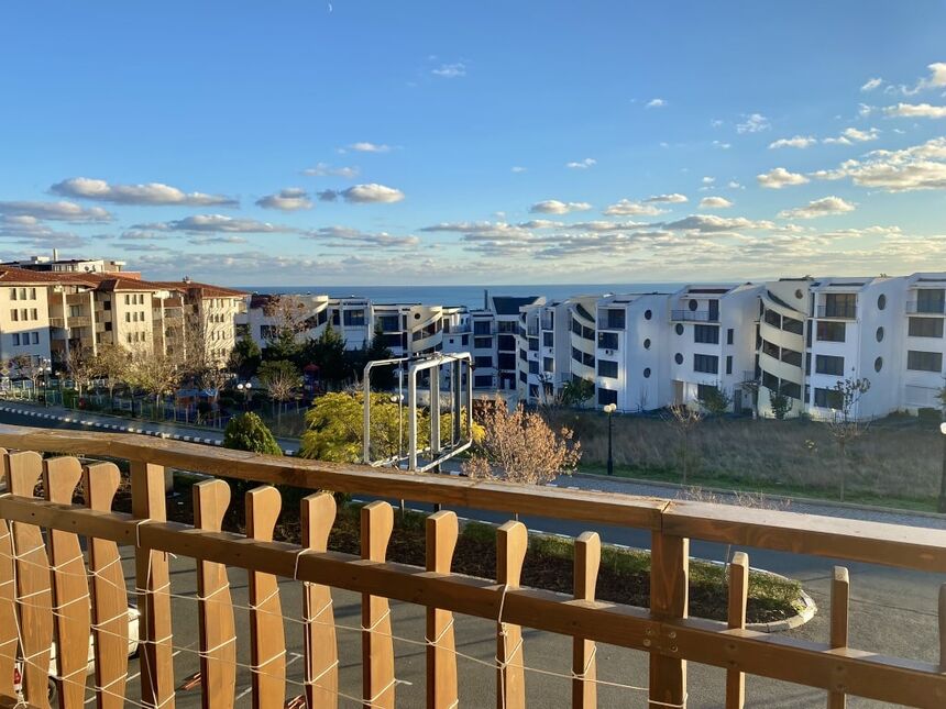 ID4497 Трехкомнатная квартира в комплексе Фрегата