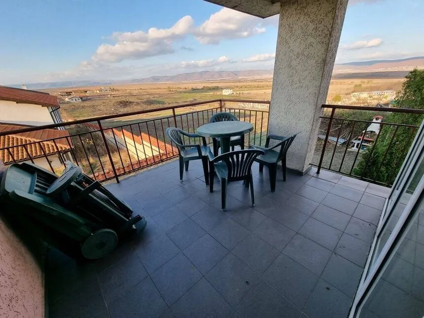 ID5524 Двухкомнатная квартира в жилом доме в селе Тынково