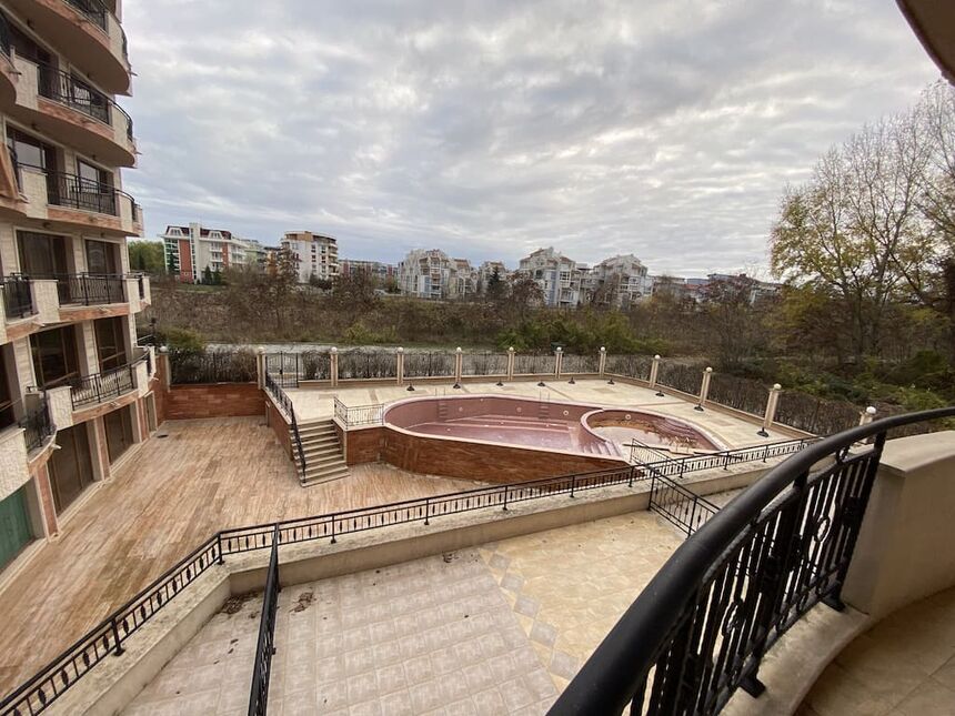 ID5591 Двухкомнатная квартира в комплексе Ривер Парк