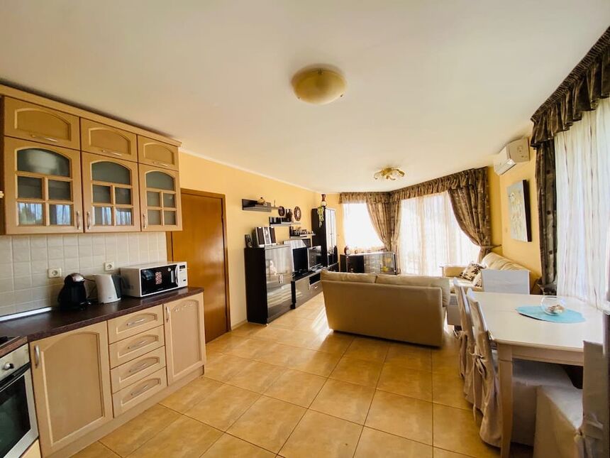 ID5682 Трехкомнатная квартира в жилом доме