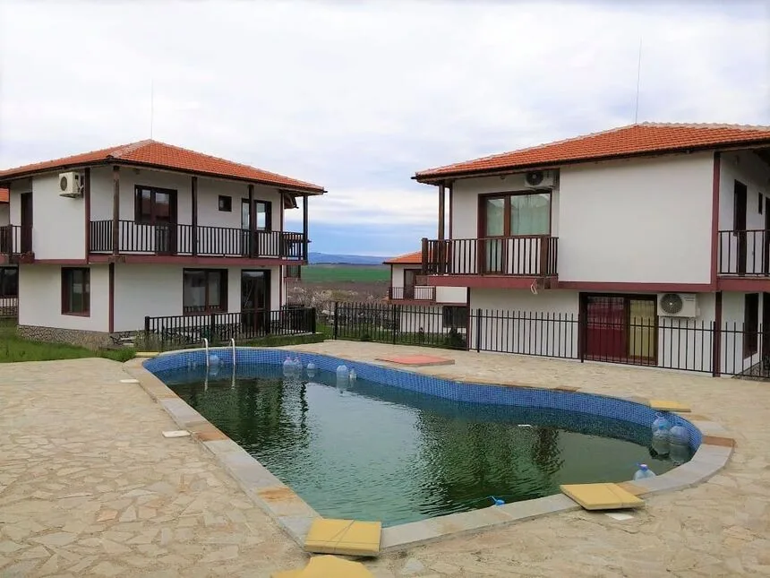 ID5773 Двухэтажный дом в селе Александрово