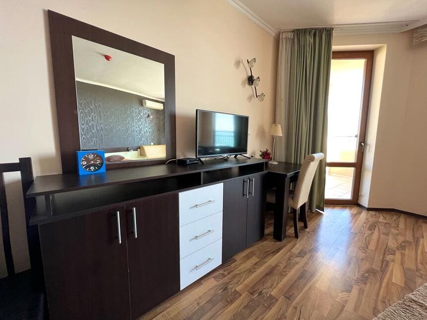ID6074 Двухкомнатная квартира в апарт - отеле Grand Hotel Sveti Vlas
