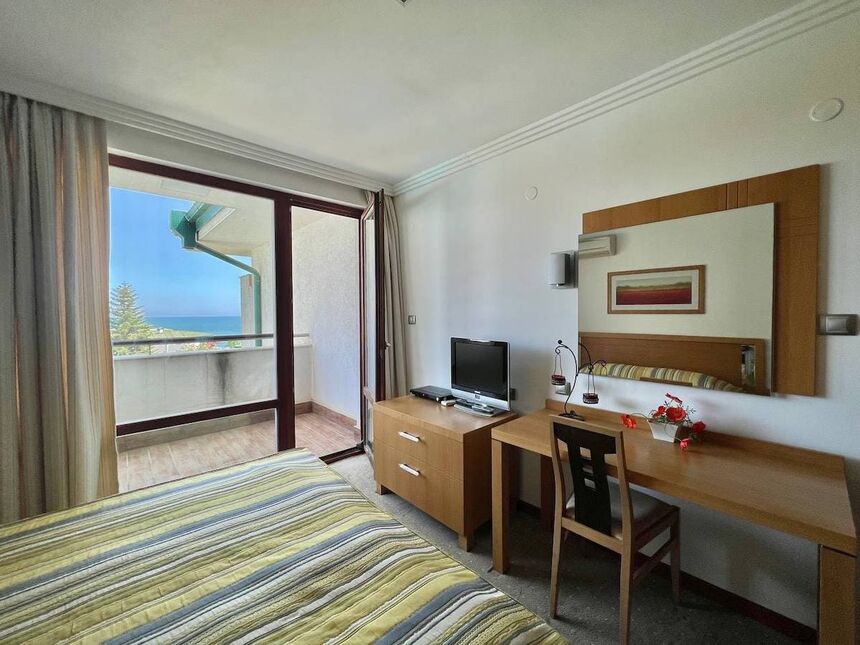 ID6283 Двухкомнатная квартира в апарт - отеле Emerald Beach Resort & Spa
