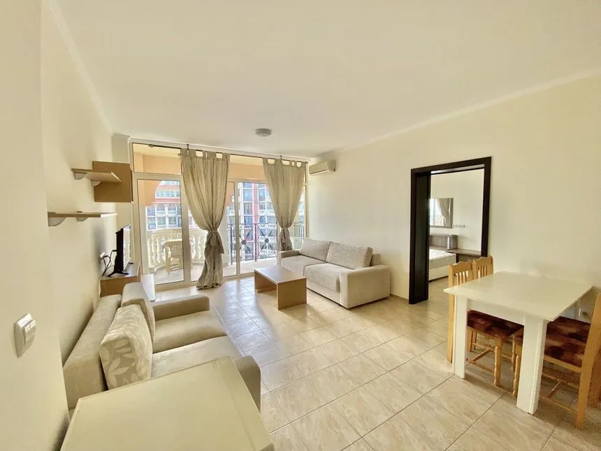 ID6381 Трехкомнатная квартира в апарт - отеле Andalucia Beach