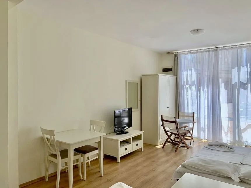 ID7373 Просторная студия в ЖК Флорес Парк