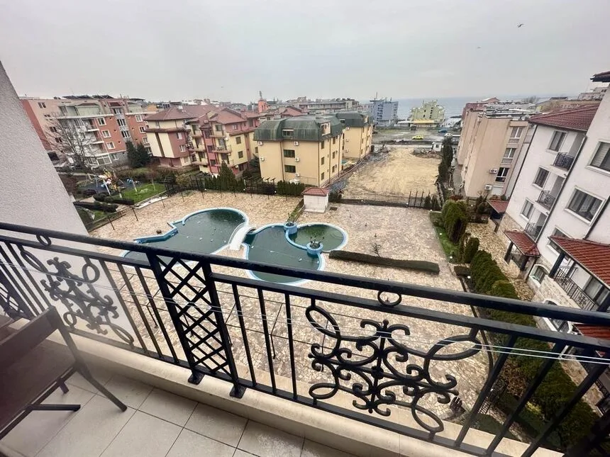 ID7774 Трехкомнатная квартира в ЖК Аполлон Несебр