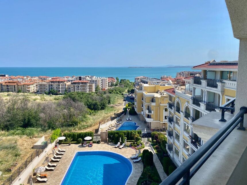 ID7757 Трехкомнатная квартира с видом на море в Вилла Флоренция