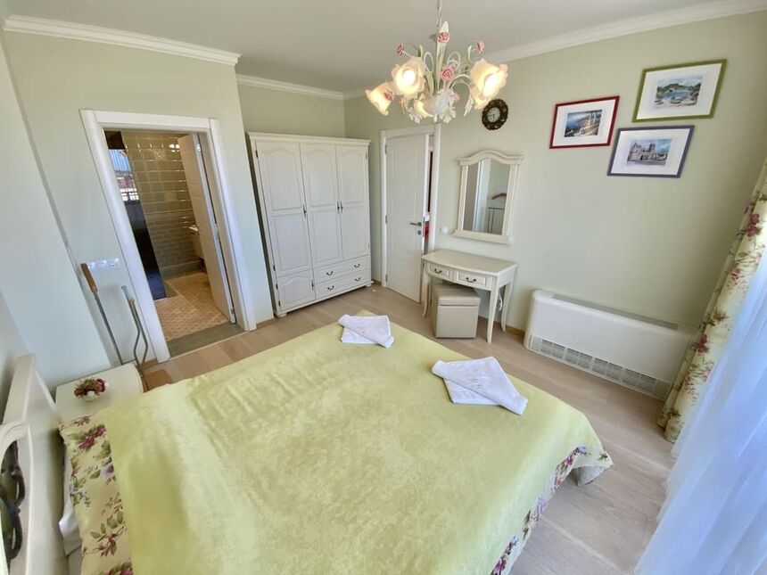 ID7757 Трехкомнатная квартира с видом на море в Вилла Флоренция