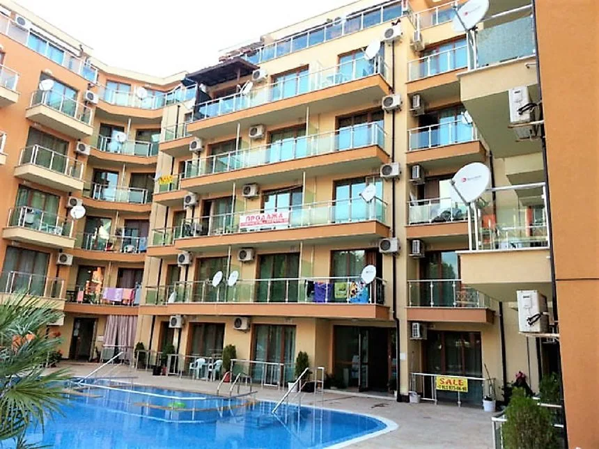 ID1099 Просторная студия в комплексе Амадеус 11