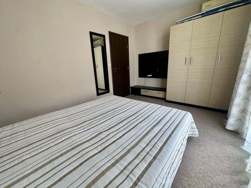 Интерьер второй спальни с мебелью в квартире 76 м² ЖК Тарсис