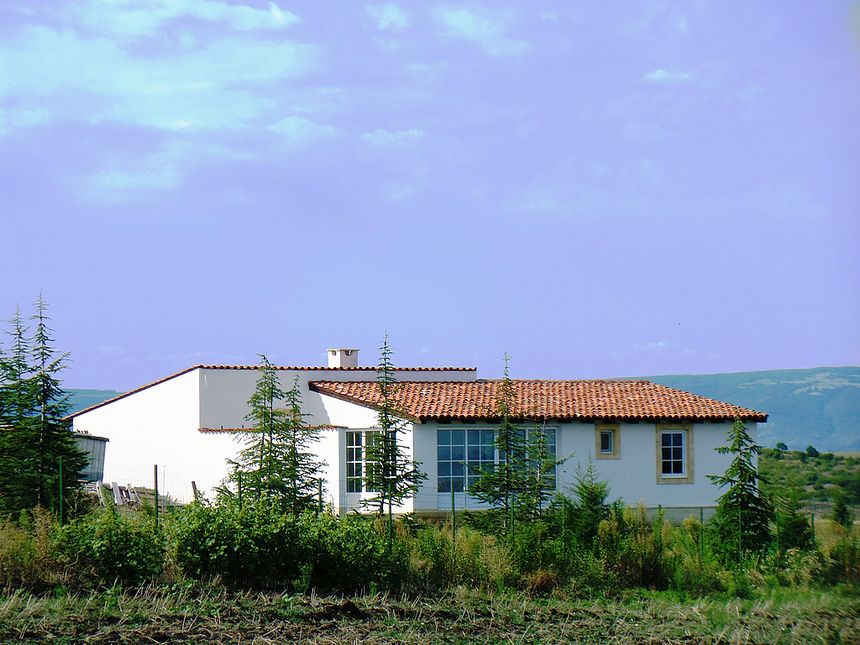 ID1747 Дом с участком земли в селе Александрово
