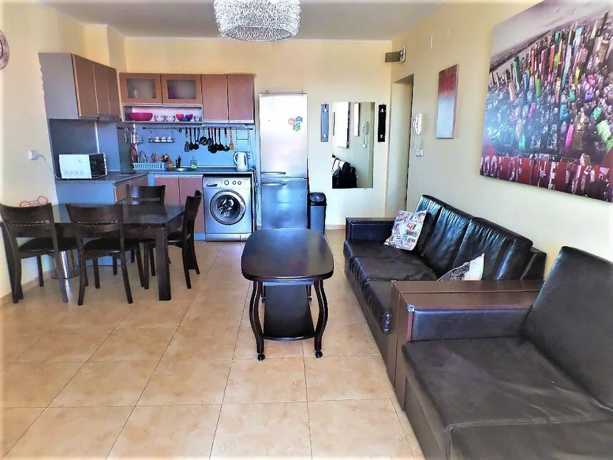 ID2089 Трехкомнатная квартира в комплексе Аполлон 4