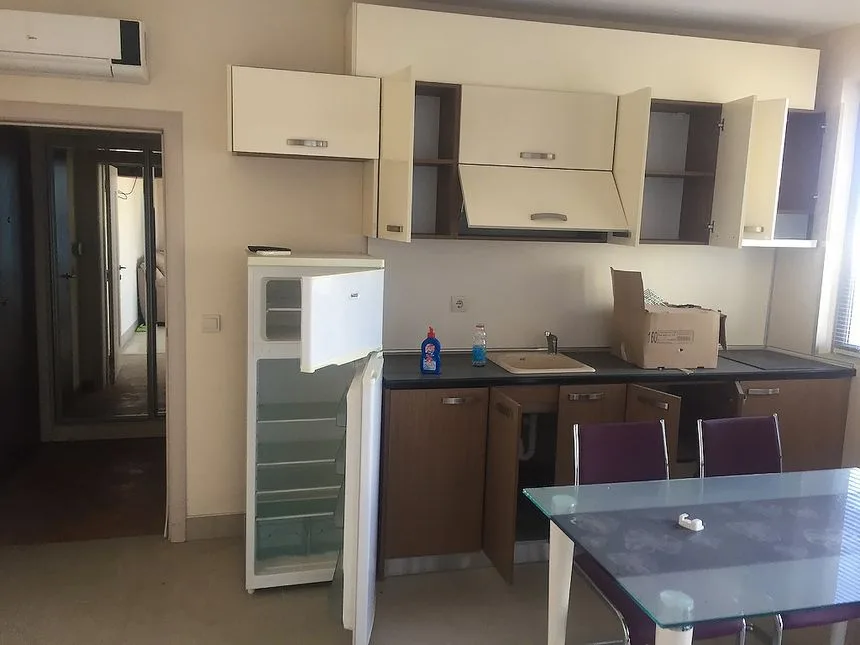 ID2149 Просторная студия в Поморие