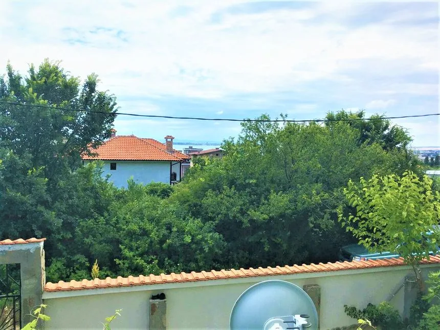 ID2455 Трехкомнатная квартира в жилом доме