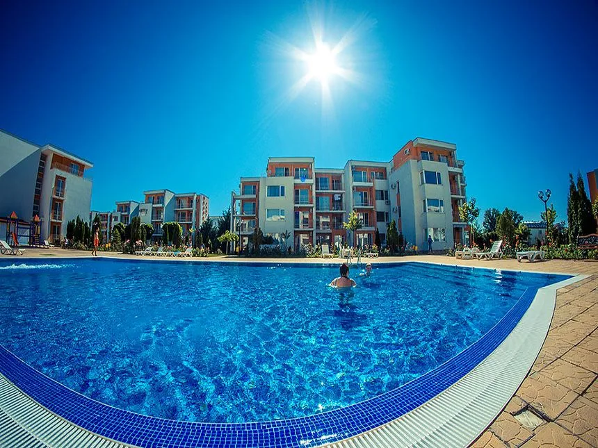 ID2505 Трехкомнатная квартира в комплексе Несебр Форт Клуб