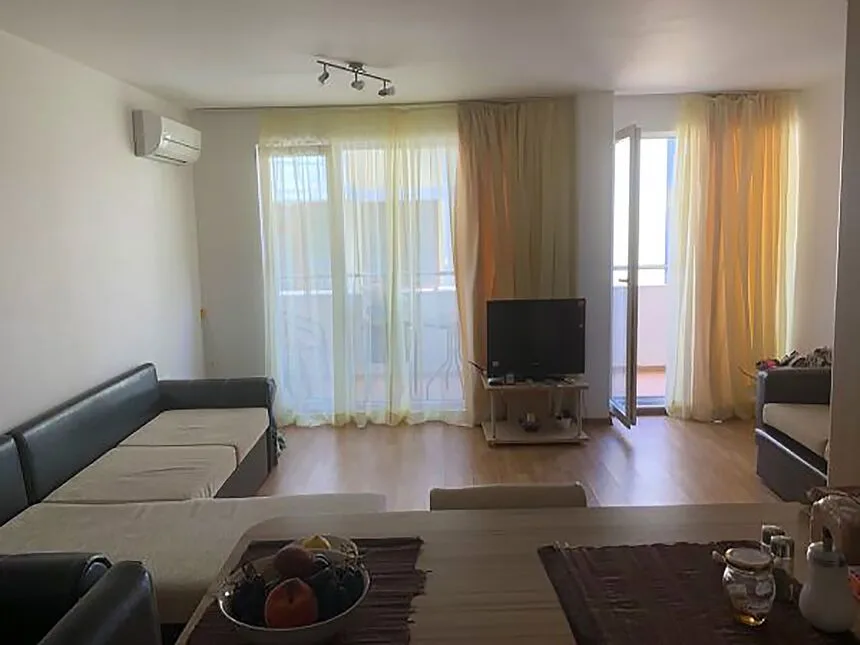 ID2938 Просторная студия в жилом доме в Равде