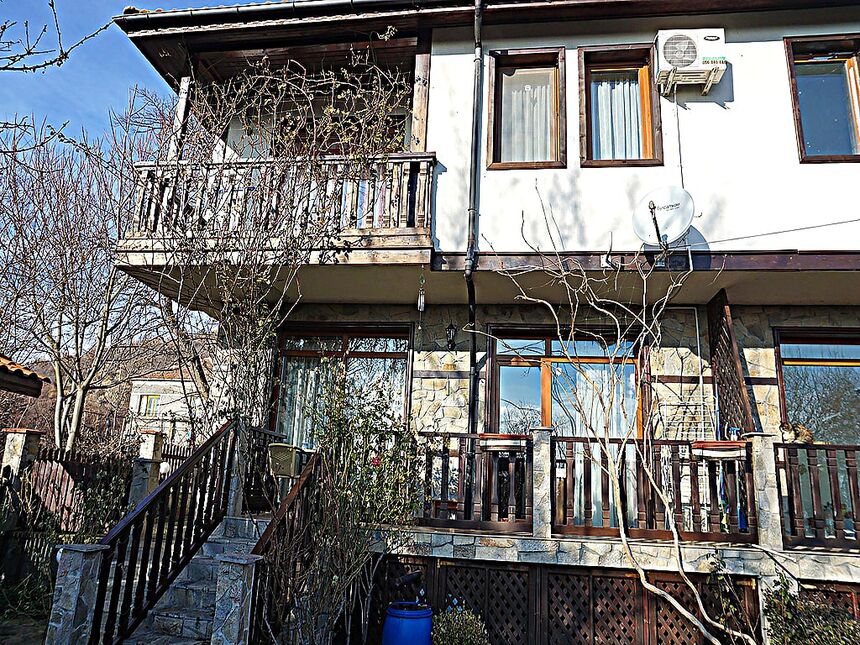 ID2250 Двухэтажный дом со всеми удобствами в селе Горица