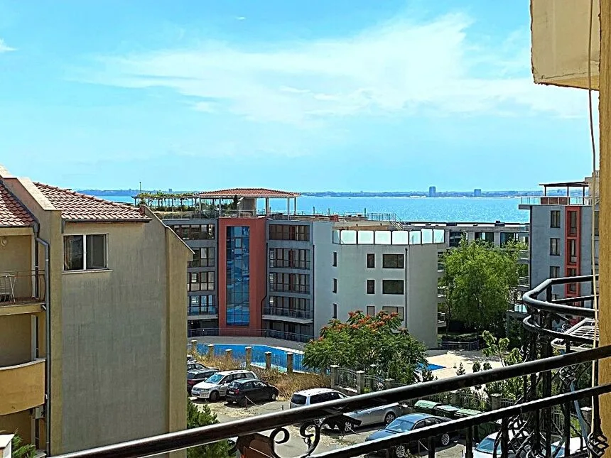 ID3469 Трехкомнатная квартира в комплексе Сансет